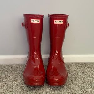 Women’s Hunter rain boot- Short Red gloss boot